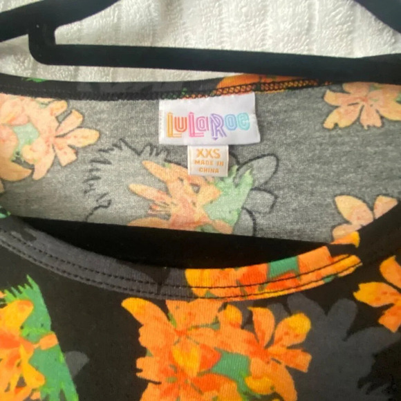 LuLaRoe Irma XXS Floral Print Tunic Top Black Orange Green Polyester Spandex - Picture 12 of 12